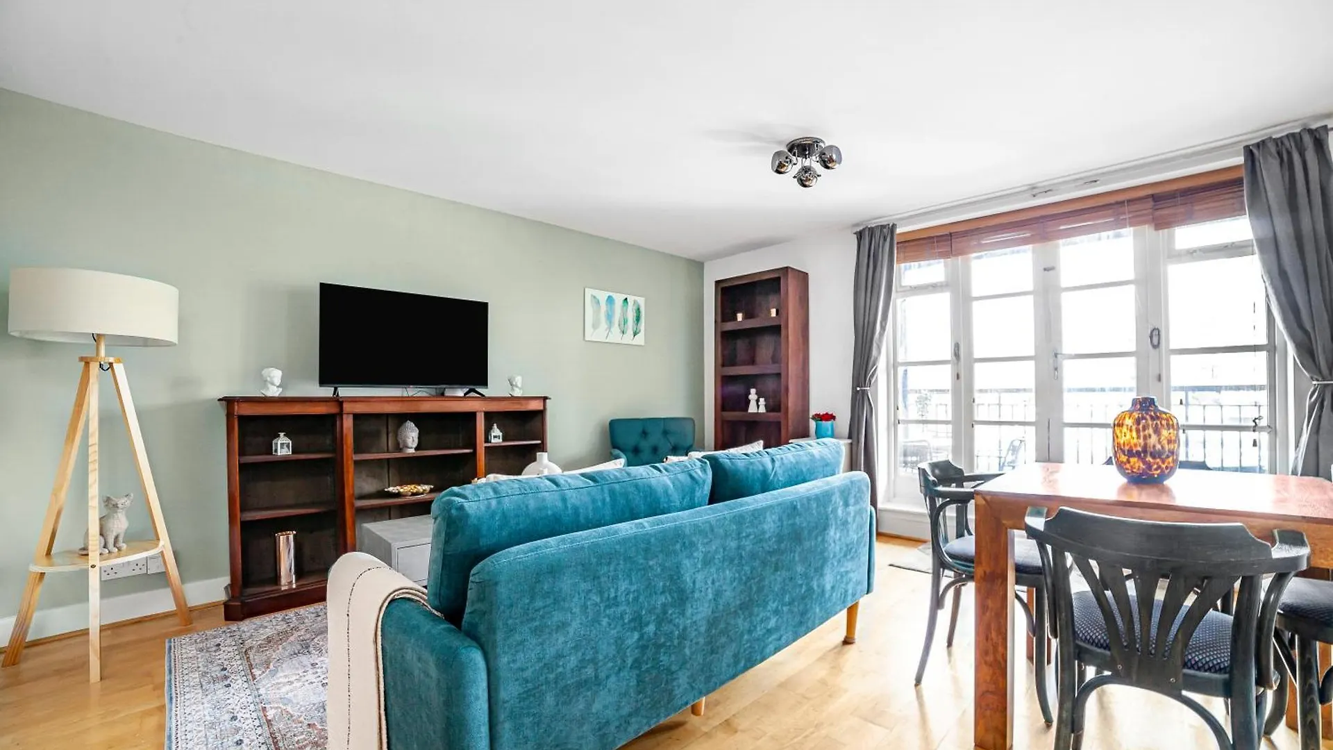 The Canary Wharf Flat location