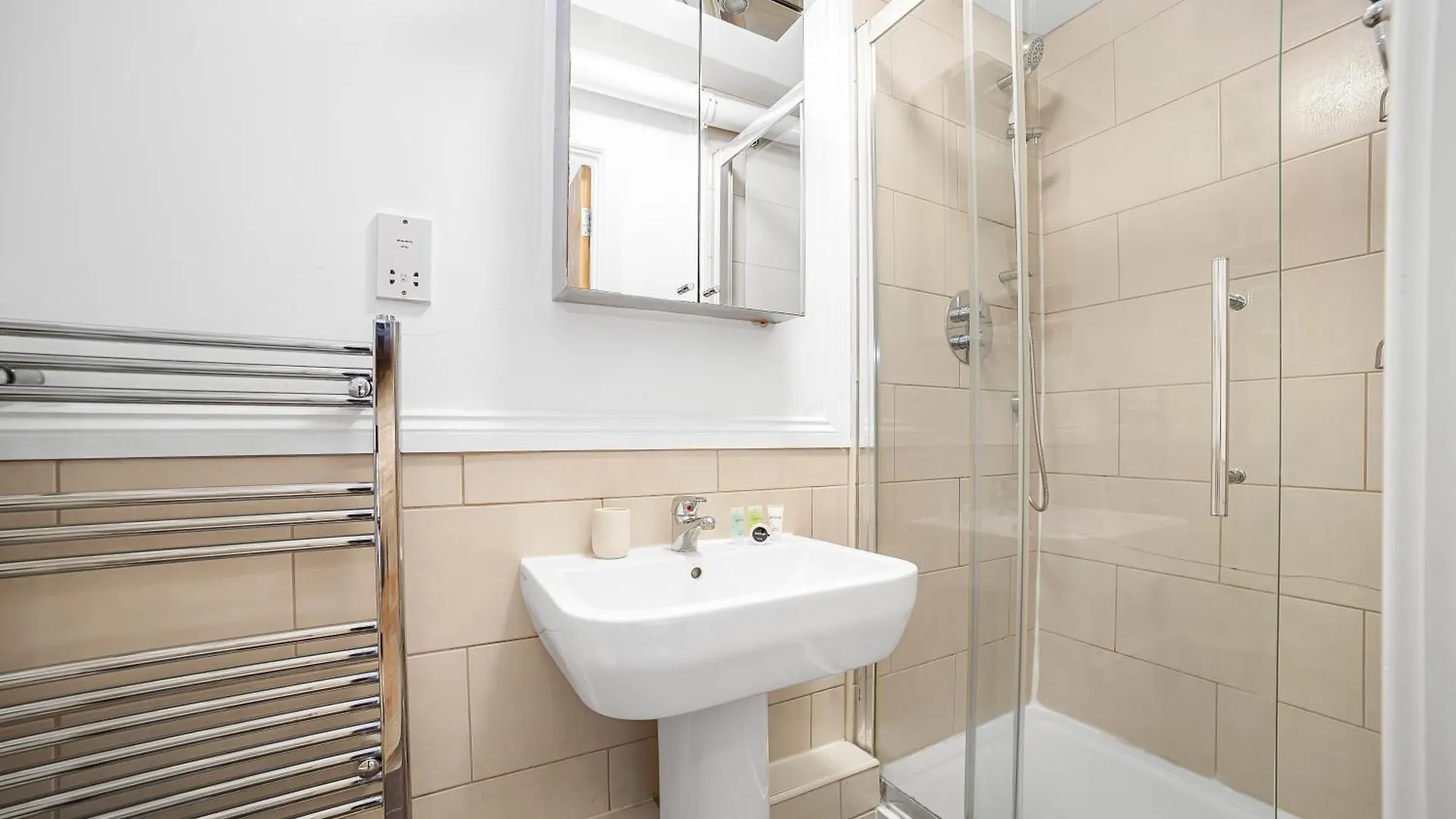 The Canary Wharf Flat London Apartment