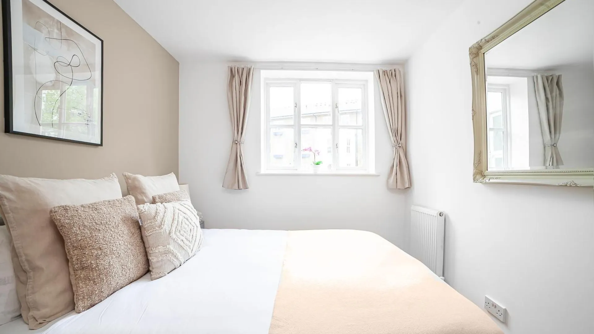 The Canary Wharf Flat London Apartment
