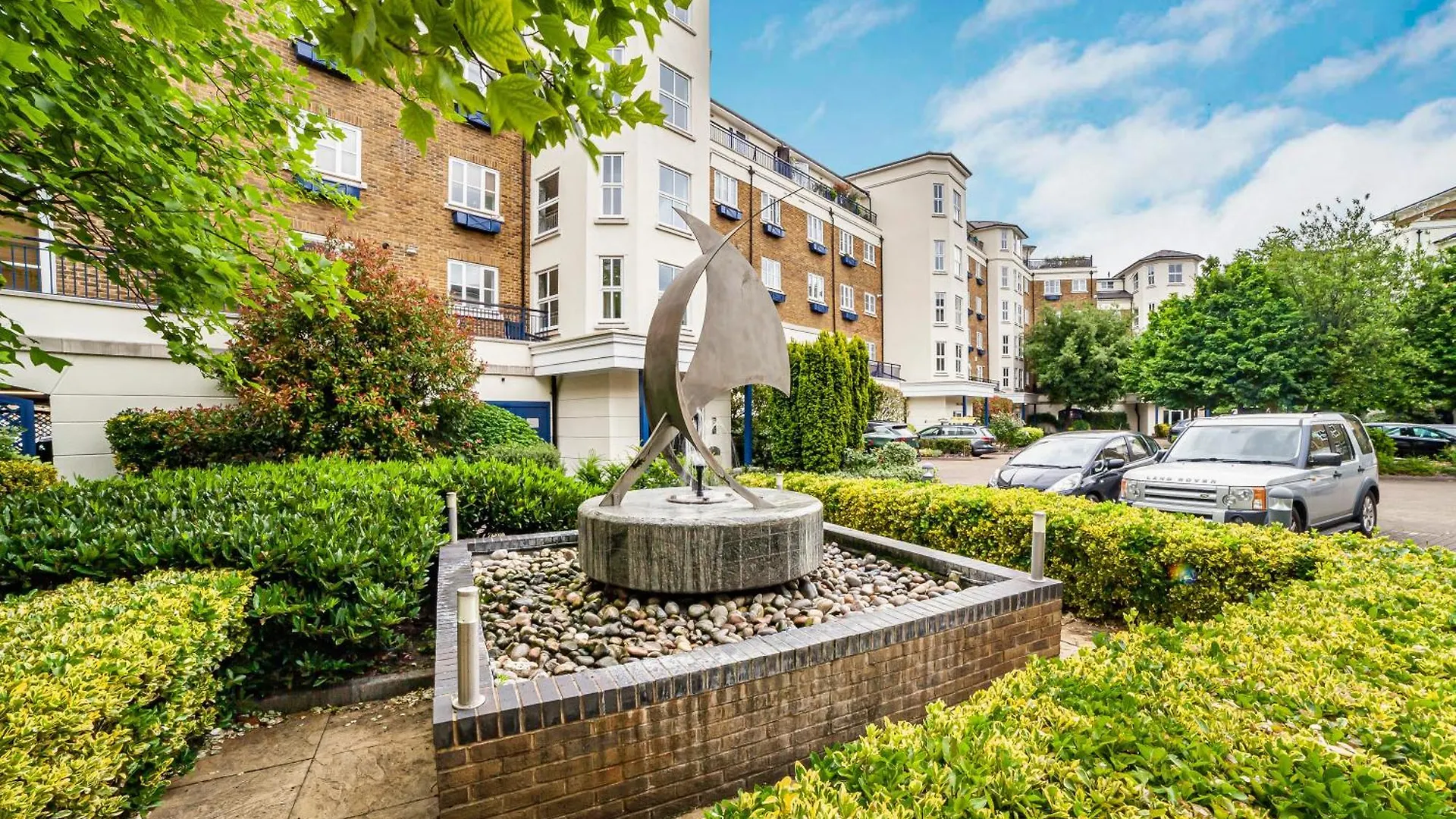 Apartment The Canary Wharf Flat London